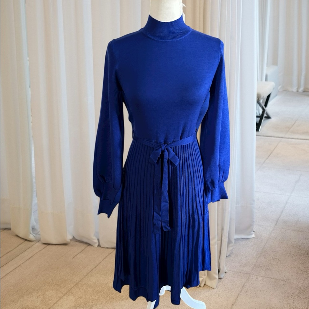 NINA LEONARD. Deep Sapphire Blue Sweater Dress. Size: MED. NWT. $30.
